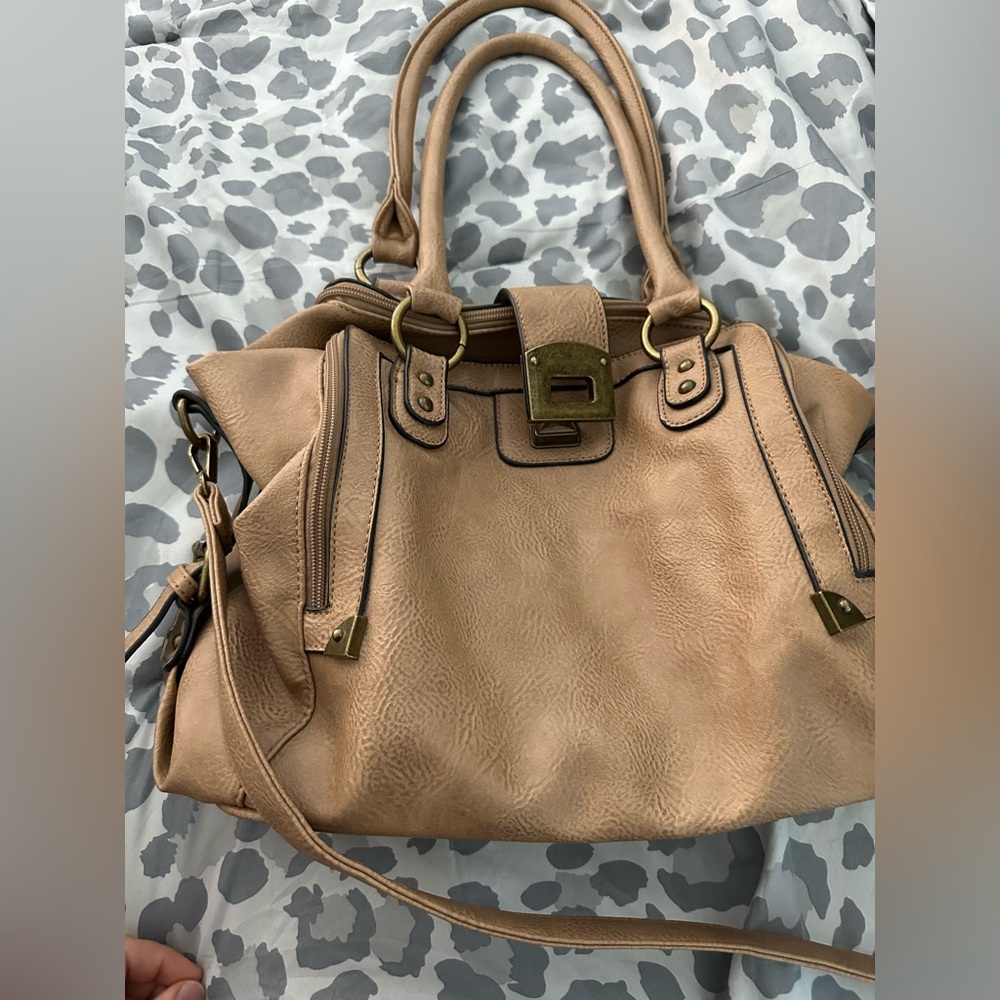 BLACK RIVET LARGE BROWN GENUINE LEATHER 4 COMPARTMENT PURSE 👛
